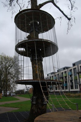 Arundel Square Treehouse (c) Monkey-Do CIC