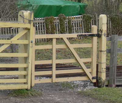 Gate at Ashey halt